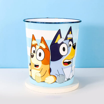 Kids Waste Paper Bin 7L – Bluey Design Plastic Trash Can for Bedroom, Study Desk & Playroom, Lightweight Open Top Dustbin