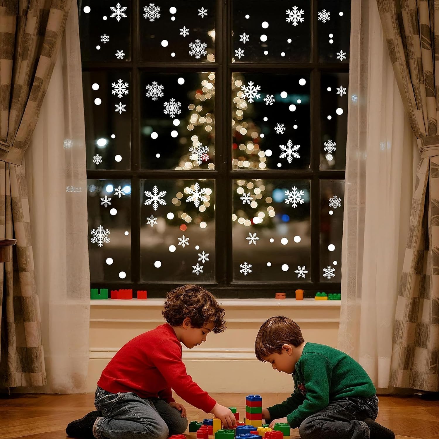 Christmas Snowflake Window Stickers – Reusable PVC Static Xmas Window Clings for Home, Shop Window Displays & Holiday Party Decorations