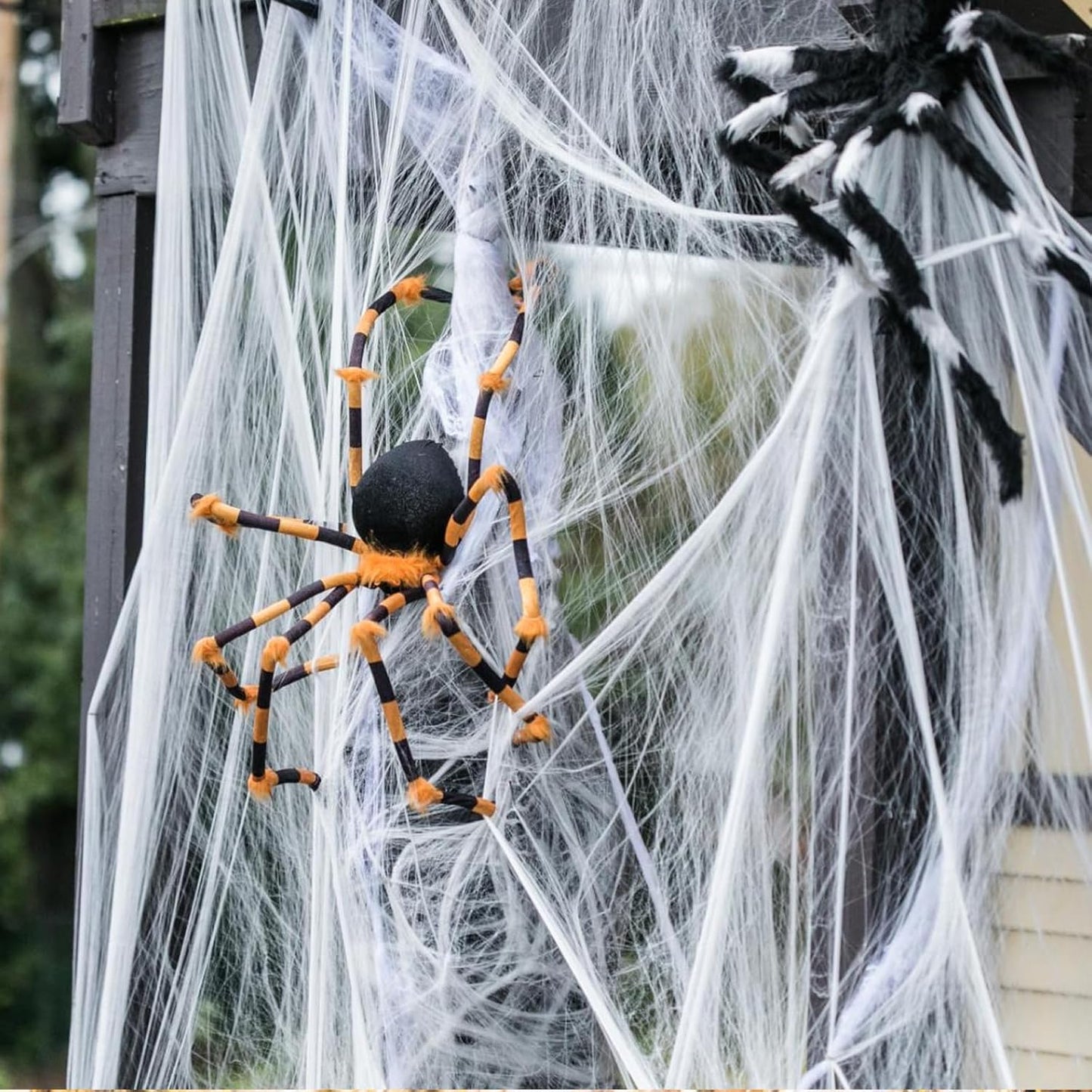 60g Halloween Spider Web with 40 Fake Spiders – Stretchable Cobweb for Outdoor Yard, Indoor Party & Haunted House Decoration