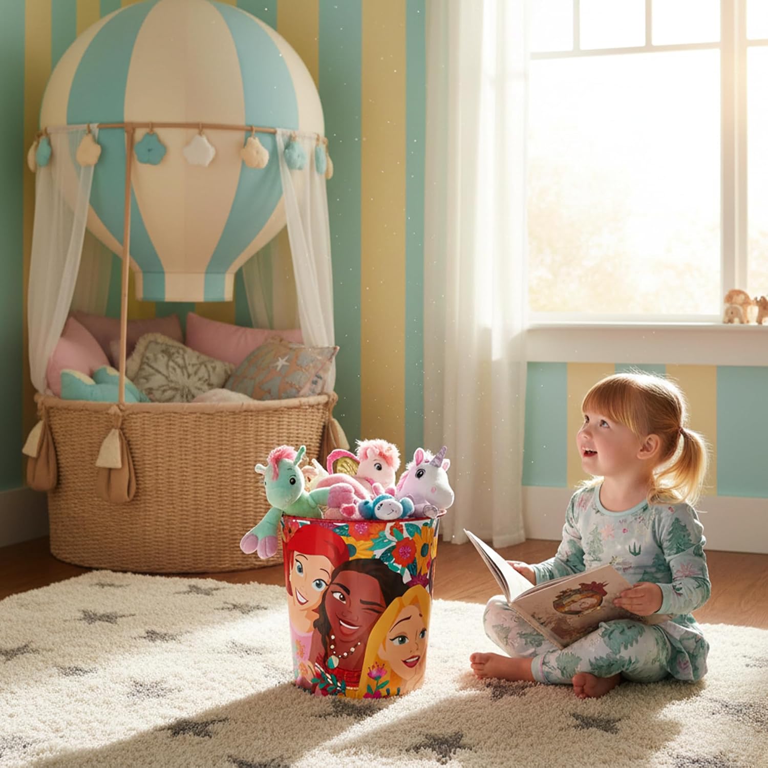 Kids Waste Paper Bin 7L – Disney Princess Design Plastic Trash Can for Bedroom, Study Desk & Playroom, Lightweight Open Top Dustbin