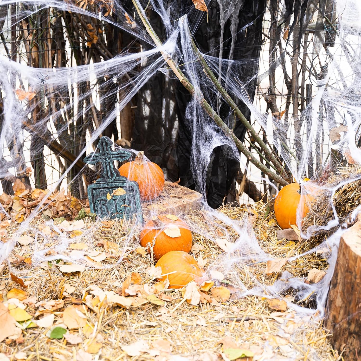 60g Halloween Spider Web with 40 Fake Spiders – Stretchable Cobweb for Outdoor Yard, Indoor Party & Haunted House Decoration